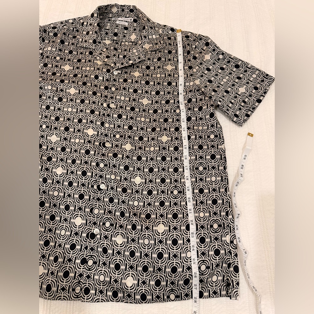 Zara Men's Black and White Patterned Shirt - Picture 3 of 6